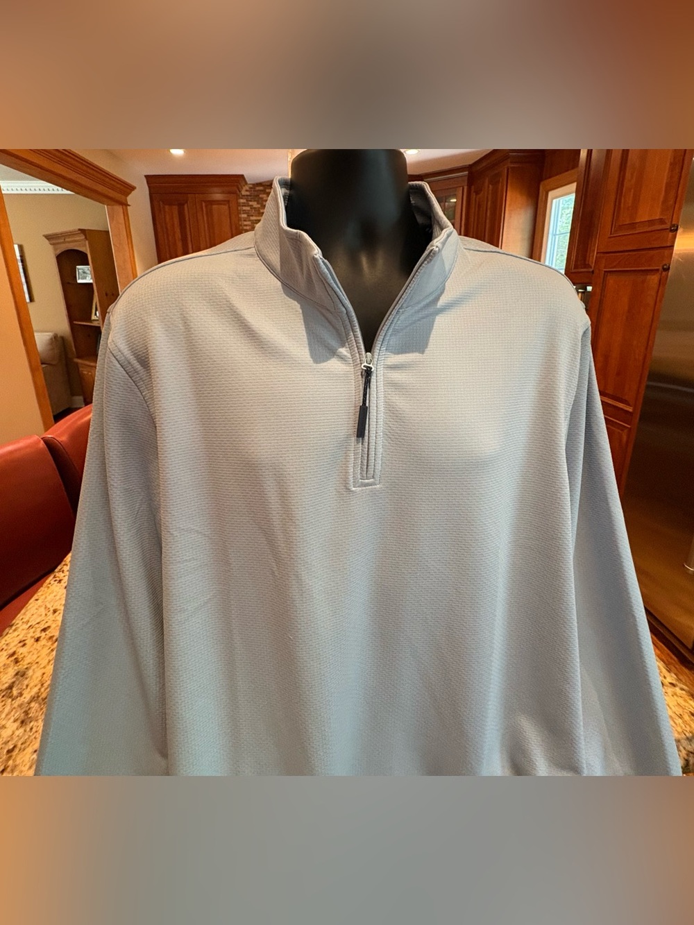 Southern Tide men’s quarter zip pullover. Sharp light blue with logo. XL
